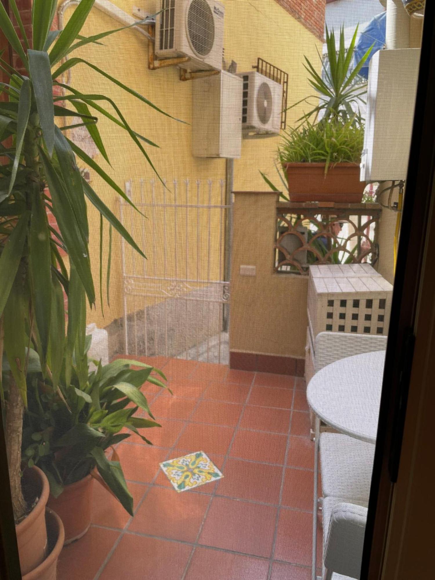 Salu' Apartamento Taormina Exterior foto